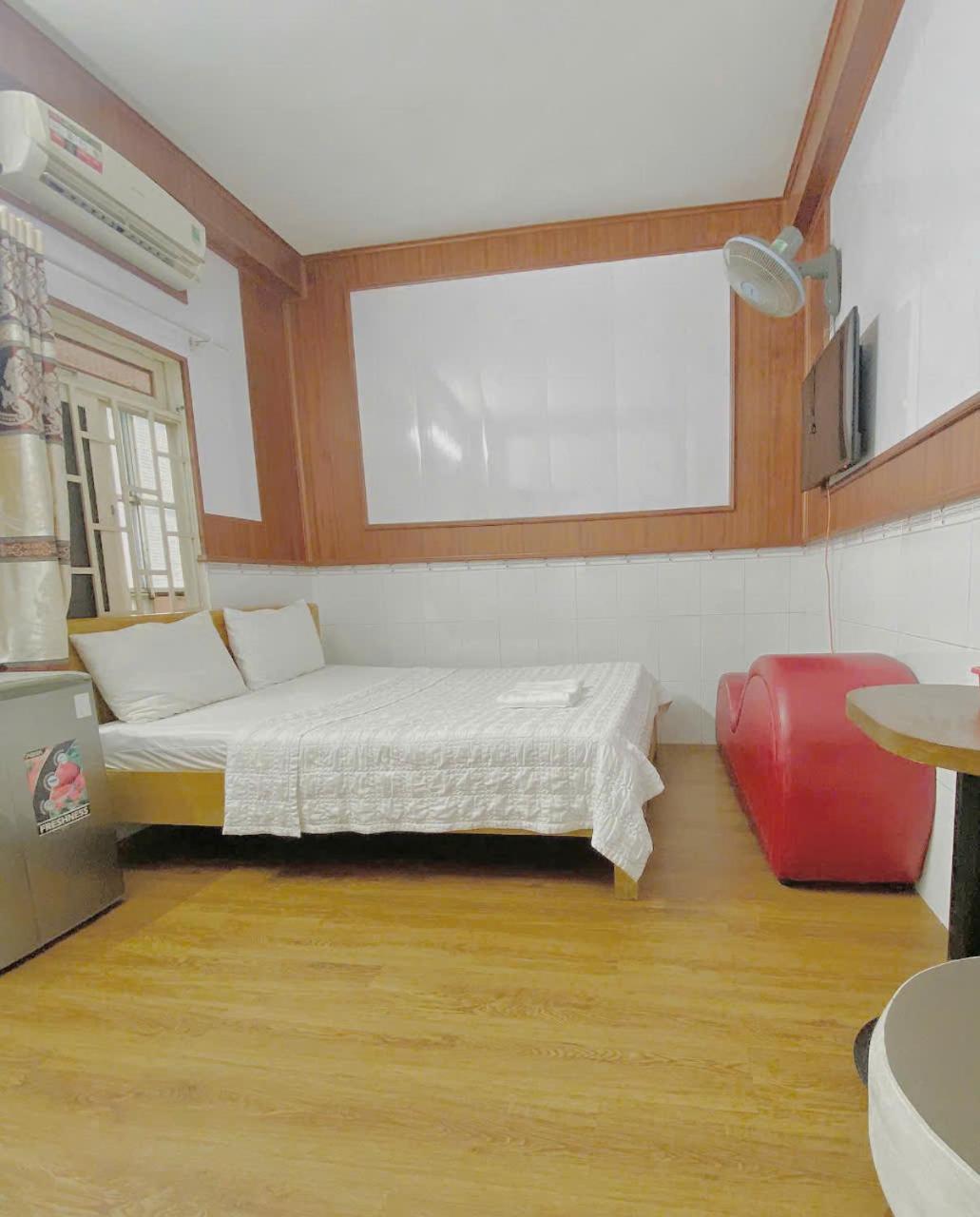 Hotel Khach San Hoa Anh Anh 2*